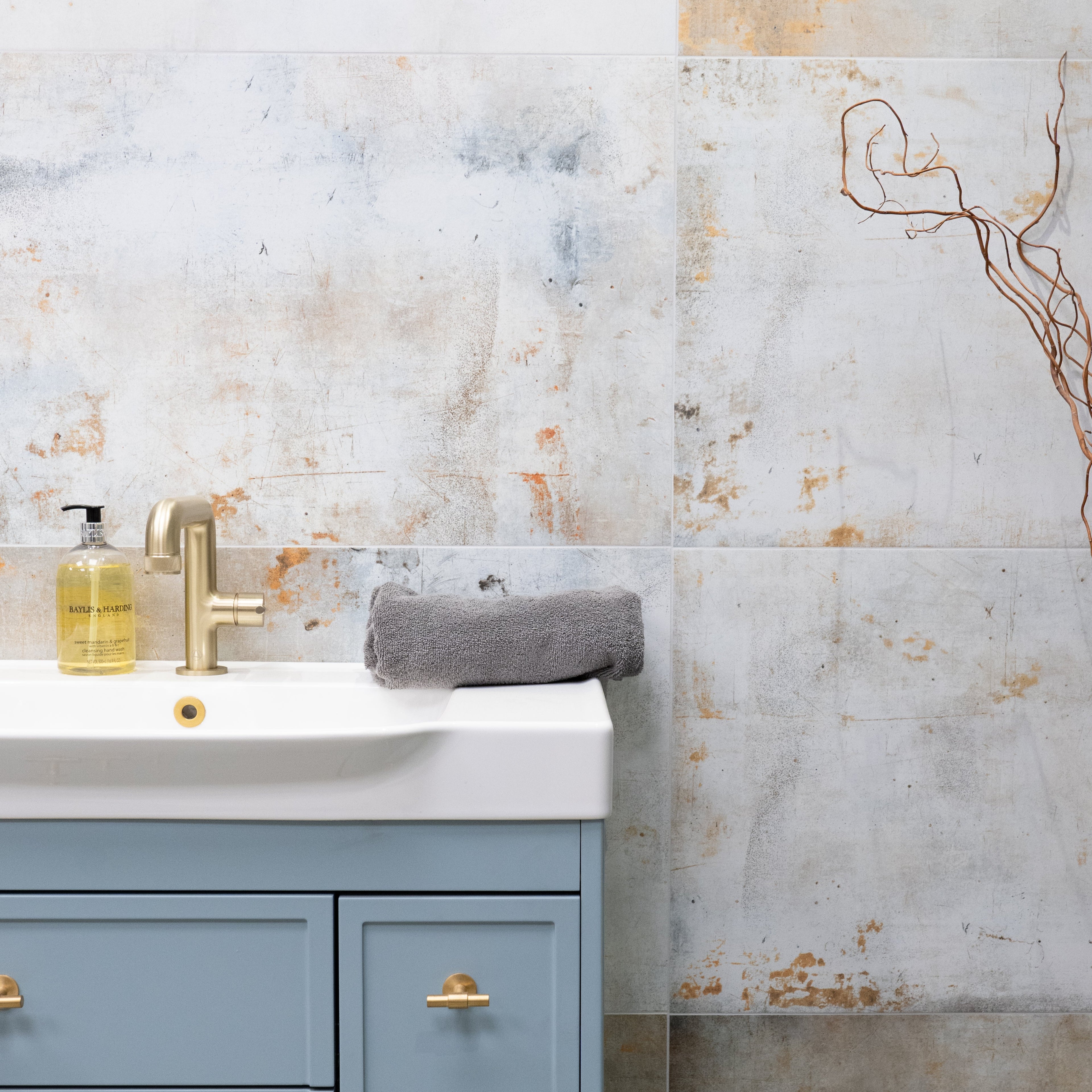 Lamiere White - Devon Tiles